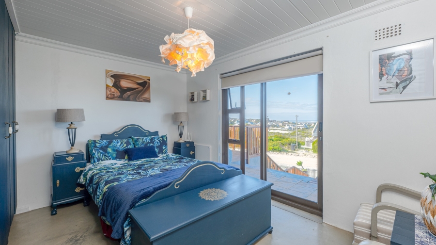 4 Bedroom Property for Sale in Suiderstrand Western Cape
